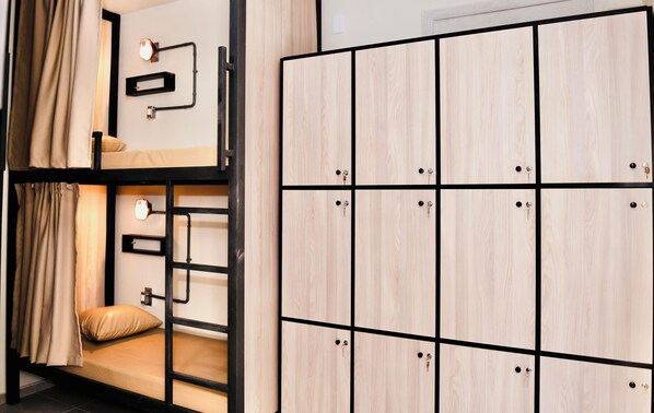 Dormitorio compartido (Misto com 12 camas - Q1) | Wifi gratis 