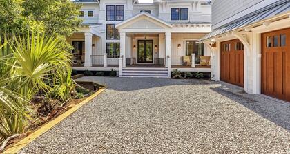 LUXURY! 6 BR, Captain's Watch Views, 2 Min Walk to East Beach - Shoals Club
