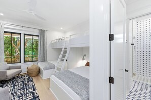 6 chambres, fer et planche à repasser, Wi-Fi gratuit, draps fournis