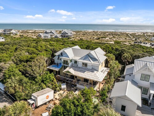 Brand New E. Beach 6 BR, Large Decks, Porch, Captain's Watch Views, Shoals Club