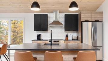 ميكروويف، موقد طهي مسطح، غسالة أطباق