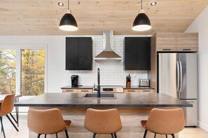 Microwave, stovetop, dishwasher