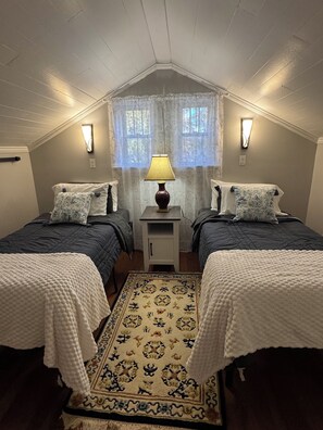 4 bedrooms, WiFi, bed sheets