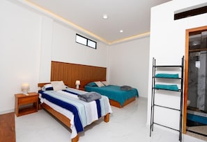 Junior Studio | Free WiFi