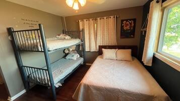 4 dormitorios, Internet, ropa de cama