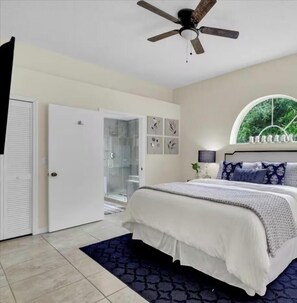 3 bedrooms, iron/ironing board, WiFi, bed sheets