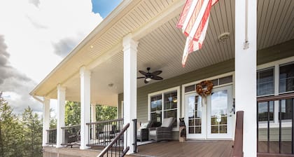 The Retreat at Paradise Hills