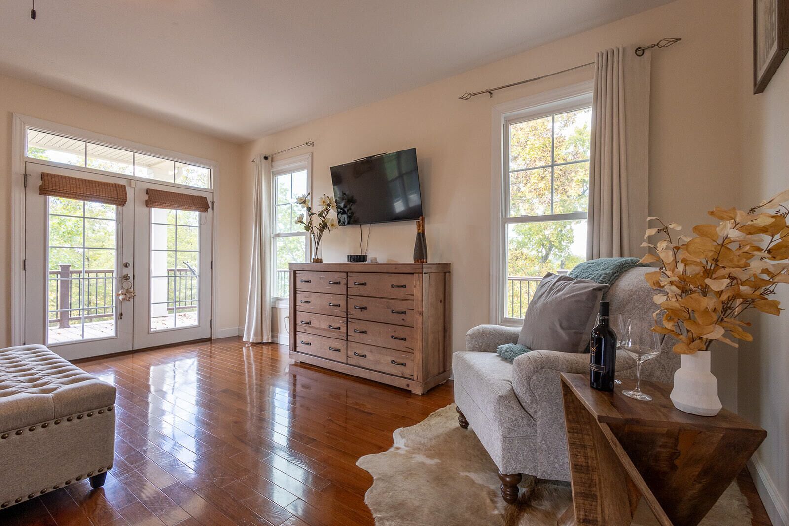 Luxury House, Lake View | Premium bedding, down comforters, pillowtop beds, blackout drapes