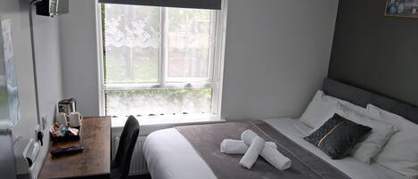 1 bedroom, iron/ironing board, Internet, bed sheets