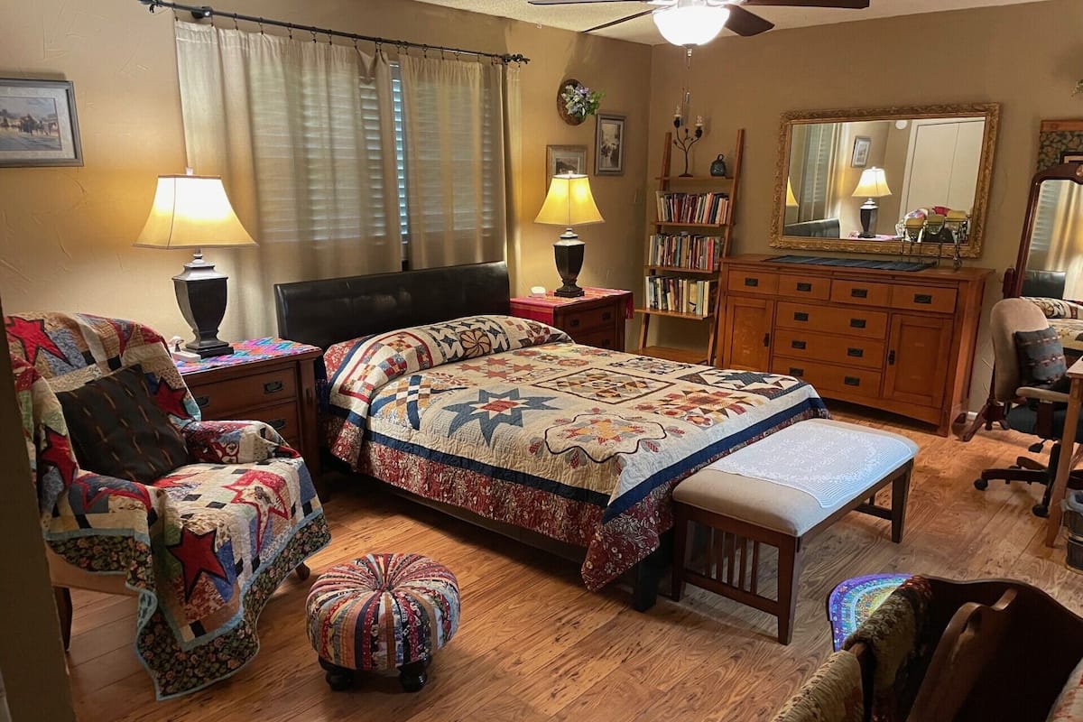 Deluxe Double Room | Desk, laptop workspace, WiFi (free)
