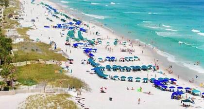 30A Townhome | Walk to Beach | Pool | Sleeps 6