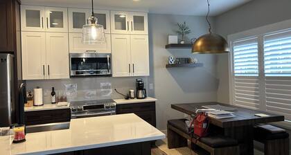 Luxury 2-bedroom condo in lovely Magnolia Greens Golf Plantation Ground level