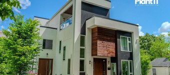 Modern Midtown Mansion Rooftop Home- 14th ST