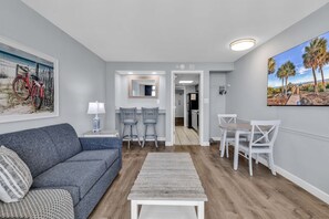 TV - Boardwalk Resort 233 (Myrtle Beach)