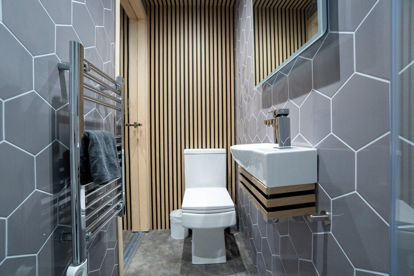 Håndklær, såpe og toalettpapir