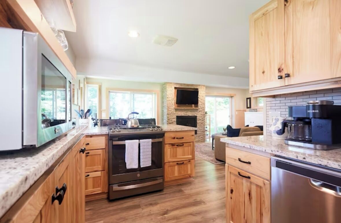 Microwave, oven, stovetop, dishwasher