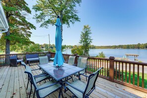 Outdoor dining - 13 Mi to South Haven: Lakefront Retreat w/ Dock! (Grand Junction)