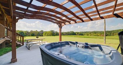 Spacious Getaway 5 Mins to Garden of the Gods