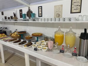 Desayuno buffet incluido todos los días