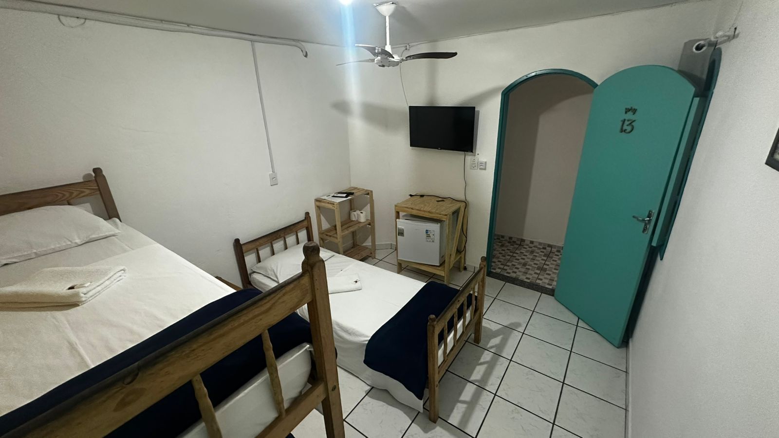 Habitación triple, varias camas | Wifi gratis 