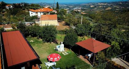 Alcove room garden view