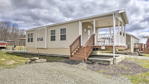 Unclassified image, 1 of 25, button - 2hr NYC Trip: Fresh Air Log Cabin & Suites (Pleasant Mount)