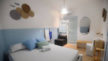 Standard Triple Room | In-room safe, iron/ironing board, free WiFi
