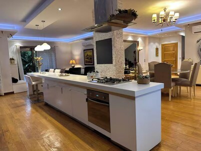 Beverly Luxury Cairo 3BD House with Terrace