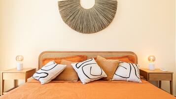 1 dormitorio, tabla de planchar con plancha, Internet y ropa de cama