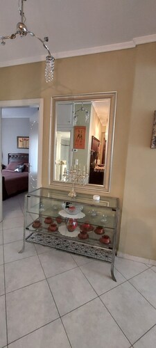 	
Elegant & Comfy Apartment FoFi