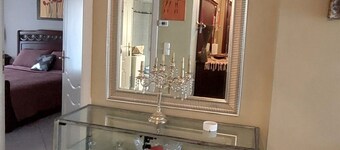 	
Elegant & Comfy Apartment FoFi