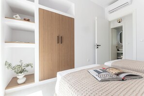 In-room safe, soundproofing, free WiFi