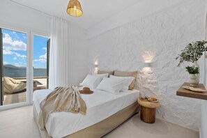 In-room safe, soundproofing, free WiFi