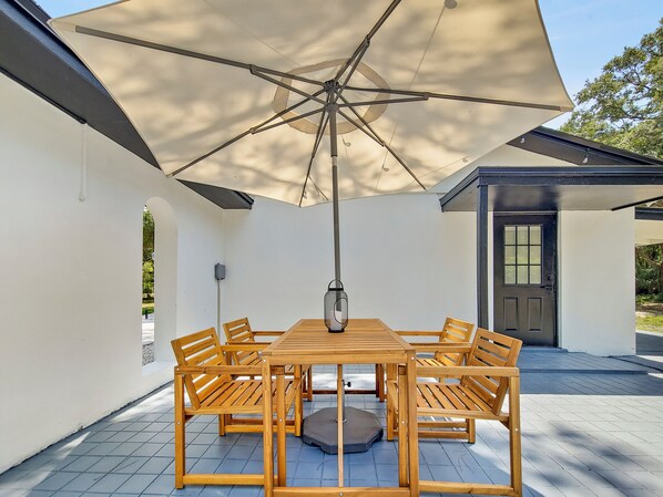 Outdoor dining - Vacation Villa in Tampa 17 Guest (Tampa)