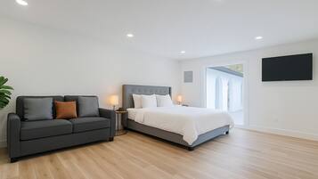 5 sovrum, skrivbord, strykjärn/strykbräda och gratis wi-fi