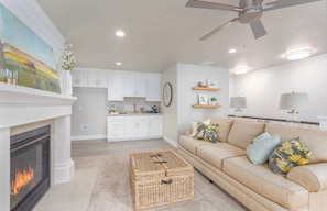 Smart TV, fireplace