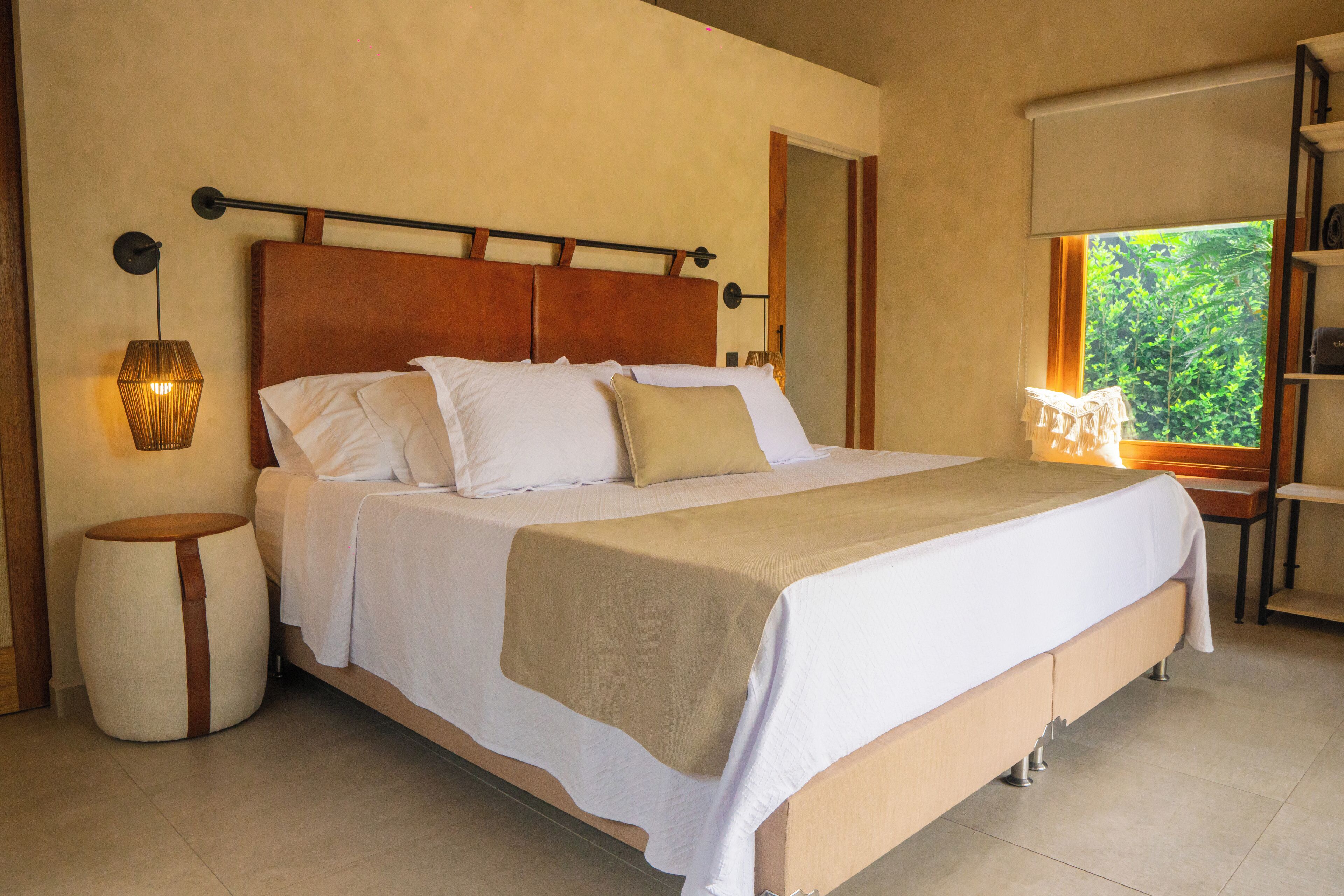 Cabaña, 1 cama de matrimonio grande, cocina básica, vistas al jardín | Wifi gratis