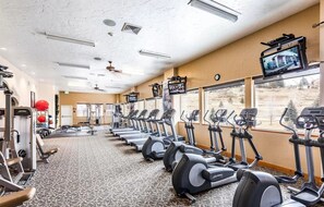 Fitness facility - 1085 • Cozy Family Zermatt King Villa + Kitchen Near Park City & Deer Valley Ski Resorts (Midway)