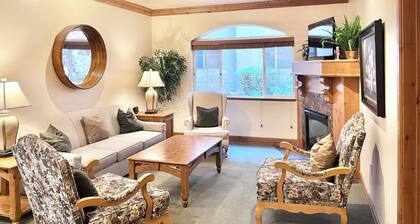 1049 • 4-Star Zermatt King Villa w/Full Kitchen