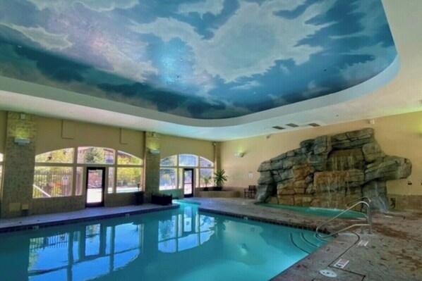 Piscine couverte, piscine chauffée