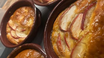 Petit déjeuner composé de spécialités régionales compris tous les jours
