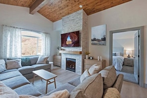 Smart TV, chimenea