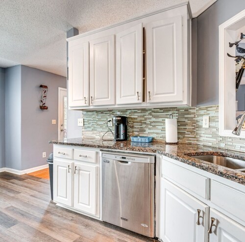 Cozy Monroe Villa Getaway-Poolside Fun & Pet-Friendly!