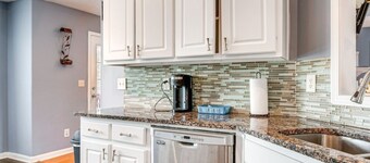 Cozy Monroe Villa Getaway-Poolside Fun & Pet-Friendly!