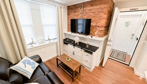 Smart TV, video games