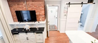 The Shoreline Studio - Perfect AC Getaway!