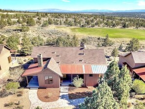 Exterior - Juniper Cabin: 3BD Cabin at Brasada Ranch Resort (Powell Butte)