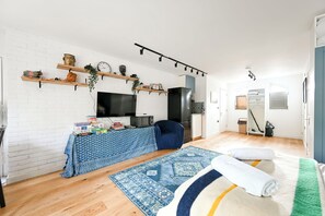 1 bedroom, iron/ironing board, free WiFi, bed sheets