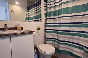 Apartment | Bathroom