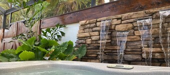 Tranquil SPA Retreat 3-bedroom house w golf cart in The Villages